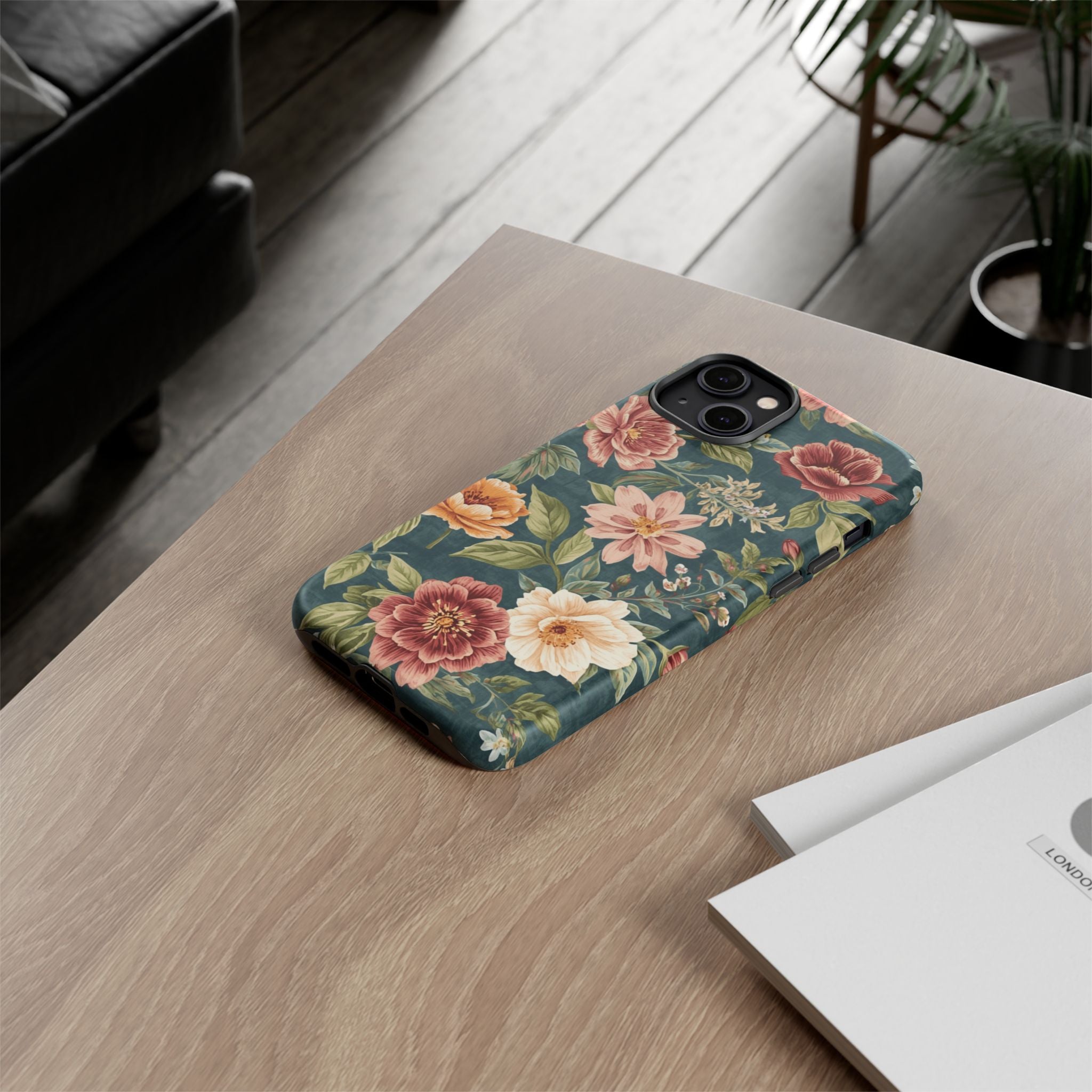 Floral Vintage Phone Case — Dark Green Rose Protective Case